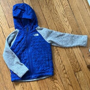 The North Face Kids Blue Quilted Hoodie - Size 4